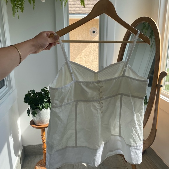 Women’a size large white blouse - Picture 4 of 4